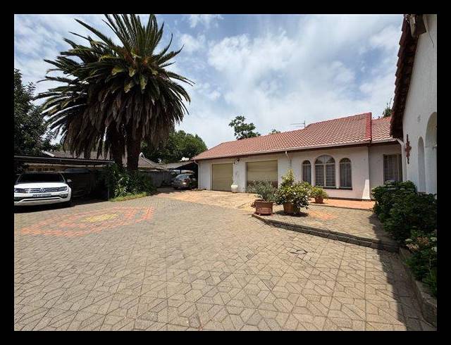 3 BEDROOM HOUSE FOR SALE IN GLEN MARAIS